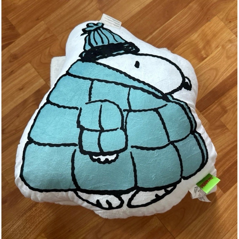 2025 Peanuts Snoopy in Puffer Pillow and Throw / Blanket Set 40" x 50" - NWT